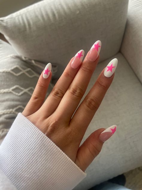 Trendy Nails Ideas Valentines, Trendy Easy Nails, Cute Nail Inspo Trendy, Pink Nails W Design, Preppy Nails Ideas, Spring Nail Ideas Almond, Rush Nails Sorority, Spring Nail Inspo Acrylic, White Nails With Pink Designs