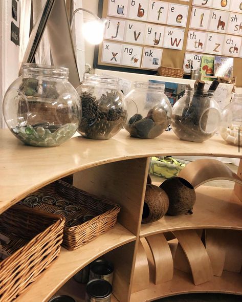 Curiosity Approach Display Boards, Hygge Nursery, Hygge Classroom, Curiosity Approach Eyfs, Curiosity Approach, Apothecary Decor, Bulletin Boards Classroom Decor, Reggio Inspired Classrooms, Eyfs Classroom