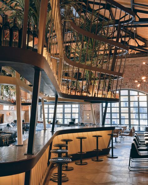 kilimanjaro-restaurant-bar-istanbul-autoban-architects-designboom-02 Luxury Bar Design, Cafe Bar Design, Decoration Restaurant, Design Café, Bar Interior Design, Luxury Bar, Luxury Restaurant, Pizza Restaurant, Bar Interior