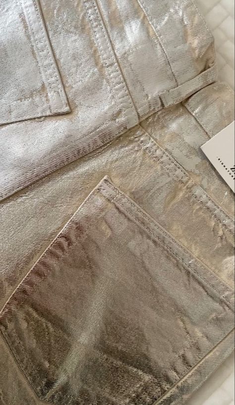 Zara Silver Jeans, Silver Pants, Silver Party, Clothing Pieces, My Followers, Silver Jeans, Foil, Ootd, Zara