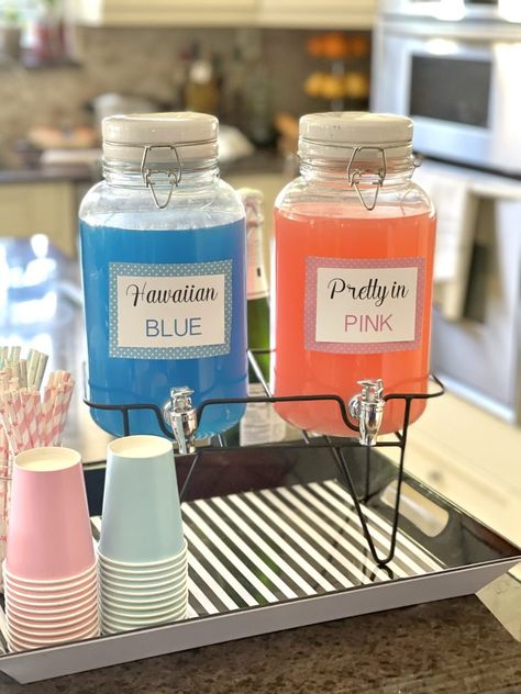 Gender Reveal Lemonade, Pink And Blue Snacks Gender Reveal, Blue And Pink Drinks Gender Reveal, Gender Reveal Drink Station, Gender Reveal Beverage Ideas, Gender Reveal Sweets Table Desserts, Gender Reveal Cookout Food, Gender Reveal Drinks Alcohol, Gender Reveal Lunch Ideas