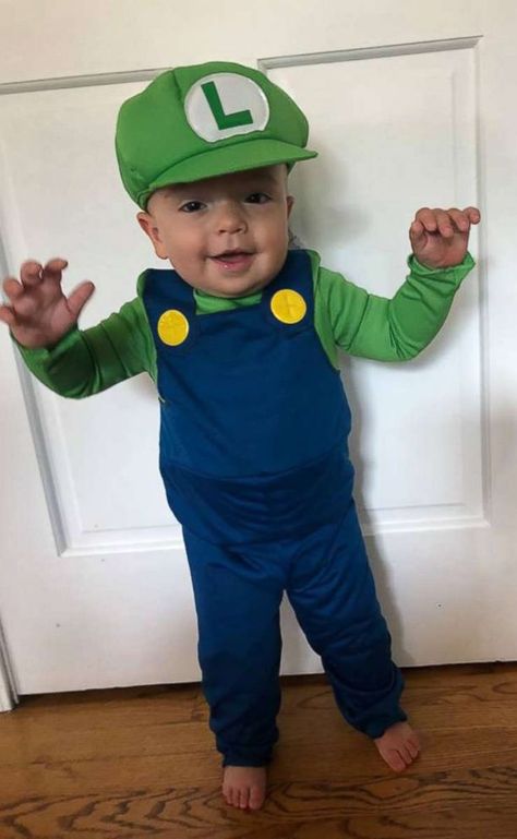 Luigi Halloween Costume, Tv Show Halloween Costumes, Toddler Boy Costumes, Luigi Costume, Toddler Boy Halloween Costumes, Halloween Costumes Scarecrow, Quick Halloween Costumes, Mario Costume, Great Halloween Costumes