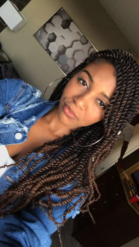 Ombre Marley Twists, Blonde Marley Twists, Ombre Twists, Marley Twist Styles, Ombré Blonde, Havana Twist Braids, Hairstyles Ombre, Marley Twist Hairstyles, Havana Twist