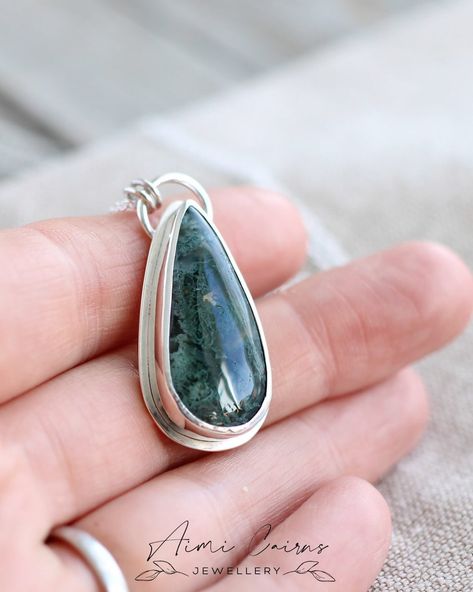 Mesmerising moss agate. Strength, protection and new beginnings. It’s a form of chalcedony with dendritic (tree like) inclusions that resemble moss. It’s found all over the world and can have a variety of colours from green to red inclusions and a clear to milky white colour. It’s my favourite stone each one looks like a tiny suspended forest 💚 This pendant is moss agate set in recycled sterling silver, handmade and one of a kind Milky White, White Colour, Recycled Sterling Silver, Moss Agate, New Beginnings, My Favourite, All Over The World, Agate, Forest