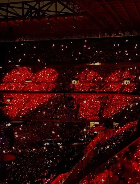 Red Tour Aesthetic, Red Singer Aesthetic, Red Rock Concert, Red Concert Aesthetic, Rock Concert Aesthetic, Red Concert, School Collage, Singer Dr, Coldplay Concert