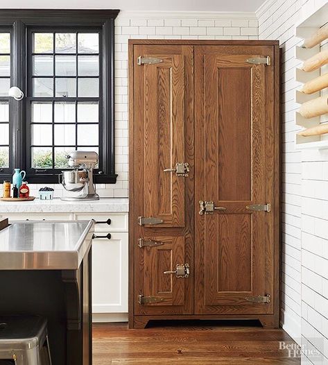 Freestanding Pantry Ideas Freestanding Kitchen Cupboard, Antique Pantry Cupboard, Antique Pantry Cabinet, Armoire In Kitchen, Pantry Free Standing, Farmhouse Fridge, Free Standing Pantry, Standing Cabinets, Antique Pantry