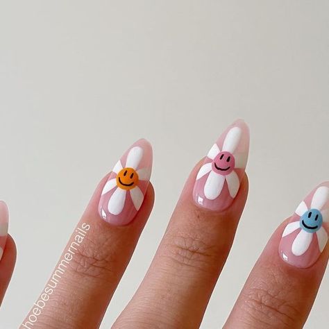 Phoebe 🩷 on Instagram: "Smiley summer flowers 🌸😀 @lightslacquer Paper snow | everlasting gobstopper | bedtime best | Coney Island | strawberry frosting  (Use code PHOEBE to save ~ aff)   Rings are tagged and everything is linked and saved in my story highlights ✨   (Gifted/affiliate) #nails #nailinspo #nailart #nailsofinstagram #naildesign #nailstagram #gelnails #nailartinspo #naildesigns #nailfashion #nails2inspire #notd #nailinspiration #nailsoftheday #almondnails #simplenails #phoebesummernails #nailinspo2024 #2024nails #springnails #springnailinspo #nailinspo2024" Almond Smiley Face Nails, Almond Nails Smiley Face, Flower Smiley Nails, Neutral Smiley Face Nails, Yellow Happy Face Nails, Everlasting Gobstopper, Smiley Nails, Smiley Face Nails, Nailinspo Nailart