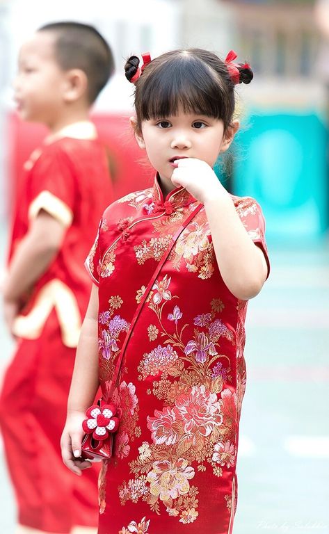 Cny 2025, Kids Hairstyle, Asian Kids, Costumes Ideas, China Art, Zootopia, Cheongsam, Kids Hairstyles, Halloween Costume