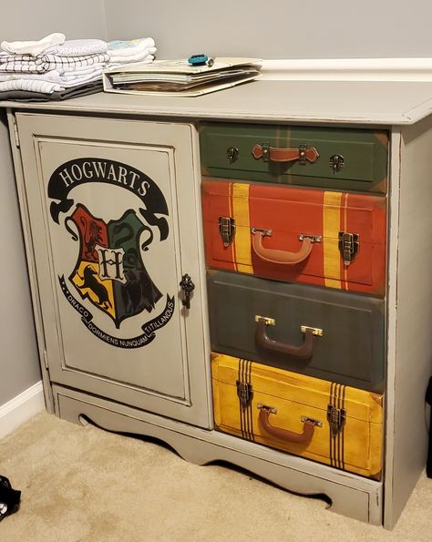 I made this cute little changing table for my sweet first Grandson ♡♡♡ Harry Potter Dresser, Suitcase Dresser, Harry Potter Suitcase, Dresser 3 Drawer, Slytherin Room, Harry Potter Bedroom Decor, Stile Harry Potter, Harry Potter Nursery, Harry Potter Room Decor