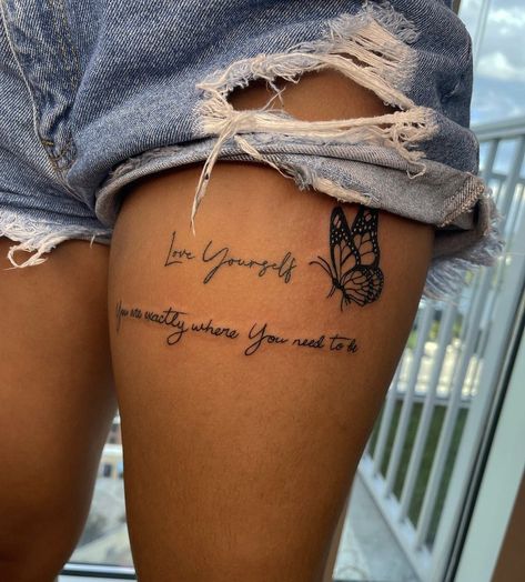 Thigh Tattoo Women, Front Thigh Tattoos, Small Thigh Tattoos, Thigh Tattoo Quotes, Cute Thigh Tattoos, Girl Thigh Tattoos, Hip Thigh Tattoos, Pretty Hand Tattoos, Writing Tattoos