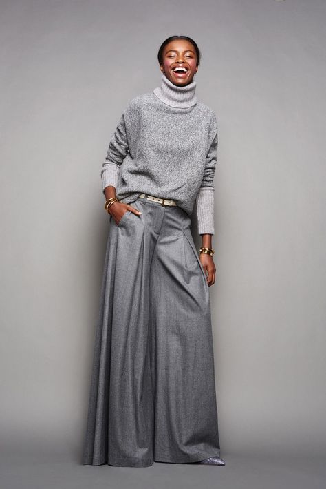 J.Crew Fall 2015 Ready-to-Wear Collection Photos - Vogue Jcrew Fall, Elegante Y Chic, Fall 2015 Style, Fashion Week 2015, Mode Boho, Ny Fashion, Cooler Look, Pantalon Large, Grey Pants