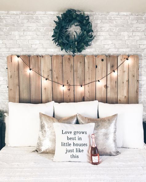 Diy Wooden Headboard, Diy Headboard Wooden, Diy Wood Headboard, Diy Bed Headboard, Teenage Room Decor, Pallet Headboard, Diy Headboards, Wooden Headboard, Diy Headboard