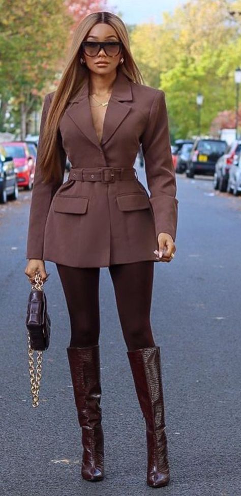 Brown Knee High Boots Outfit, High Boots Outfit Winter, High Ponytail Hairstyles, Winter Boots Outfits, Brown Knee High Boots, Fall Inspiration, Winter Chic, High Ponytail, Brown Blazer