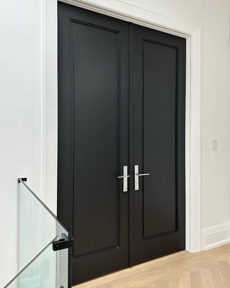 Black Interior Double Doors, Double Doors Interior Modern, Black Indoor Doors, Monochrome House Interiors, Black Closet Doors, Classic Interior Doors, Double Door Design Wood, Black Doors Interior, Double Interior Doors