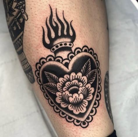 Trad Sacred Heart Tattoo, Traditional Heart Tattoo Black, American Traditional Shin Tattoo, Sacred Hearts Tattoo, American Traditional Patchwork, American Traditional Sacred Heart Tattoo, Trad Heart Tattoo, Sacred Heart Tattoo Traditional, American Traditional Heart Tattoo