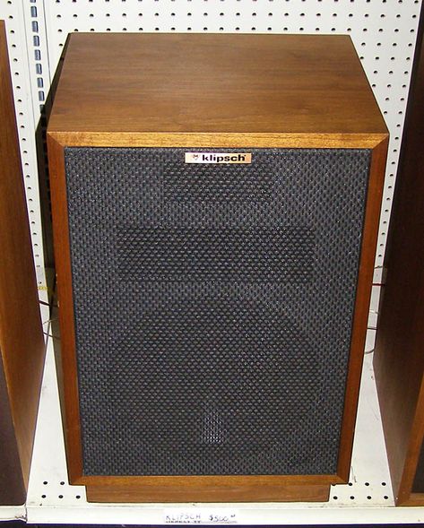 Klipsch Heresy II Speakers Klipsch Heresy, Klipsch Speakers, Audiophile Listening Room, Altec Lansing, Vintage Speakers, Listening Room, Hifi Audio, Audio Speakers, Stereo Speakers