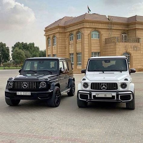 G-Class Modded Cars, Army Photo, Mens Luxury Lifestyle, مرسيدس بنز, Camaro Car, Dream Cars Mercedes, Mercedes G Wagon, Cars Wallpaper, Aesthetic Car