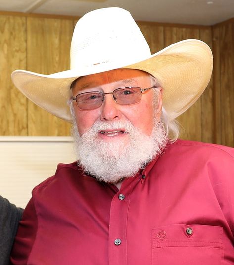 Christian Country Artist Charlie Daniels Dies at 83 | Christian Activities Devil Went Down To Georgia, Song Of The Day, Charlie Daniels, Urban Cowboy, Bluegrass Music, Famous Musicians, The Marshall, Southern Rock, Country Stars