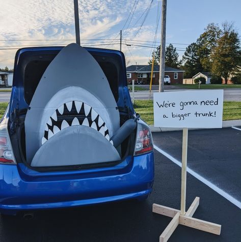 Jaws theme trunk or treat halloween Shark Trunk Or Treat Ideas For Cars, Jaws Trunk Or Treat Ideas, Shark Trunk Or Treat, Best Trunk Or Treat Theme, Jaws Halloween, Trunk Or Treat Halloween, Trunker Treat Ideas, Homecoming Floats, Trunk Or Treat Ideas