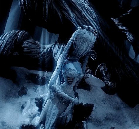 Corpse Bride Aesthetic, Tim Burton Core, Corpse Bride Movie, Corpse Bride Art, Bride Aesthetic, Emily Corpse Bride, Playlist Pics, Tim Burton Corpse Bride, Tim Burton Characters