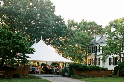 Classic Backyard Wedding, Formal Backyard Wedding, Old Money Backyard Wedding, New England Backyard Wedding, Classic New England Wedding, New England Wedding Aesthetic, New England Wedding, Wedding New England, New England Estate Wedding