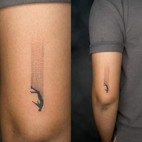 Disconnect Tattoo, Lost In My Mind Tattoo, Tattoo For Introverts, In The End Tattoo, Stop Overthinking Tattoo, Trapped Tattoo, Men Collar Bone Tattoo, Depersonalisation Tattoo, Over Thinking Tattoo