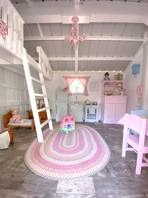 Sims Playroom, Girls Playhouse Outdoor, Kids Outdoor Playhouse Interior, Playhouse Decor Interior, Cool Bunk Beds For Girls Room Playhouse, Small Playhouse Interior, Playhouse Makeover Interior, Kids Playhouse Interior Loft, Pink And White Playhouse