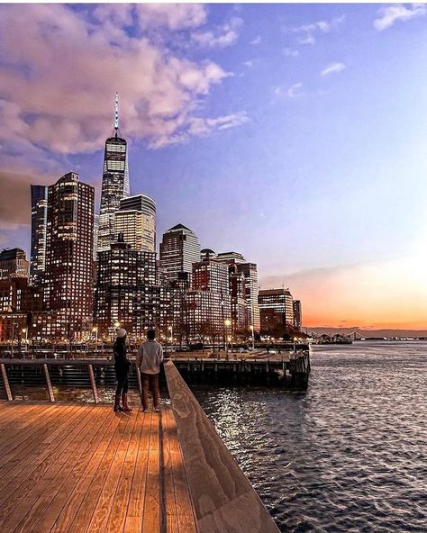 Nyc Pier, Boston Aesthetic, Winter Nyc, New York City Travel, Concrete Jungle, I ❤ Ny, Selfie Ideas, Urban Photography, City Travel