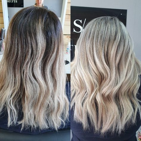 Smug Root Blonde, Blonde Root Touch Up, Colored Hair Roots, Mom Hair, Blonde Hair Transformations, Purple Acrylic Nails, Blonde Roots, Dark Roots Blonde Hair, Root Touch Up