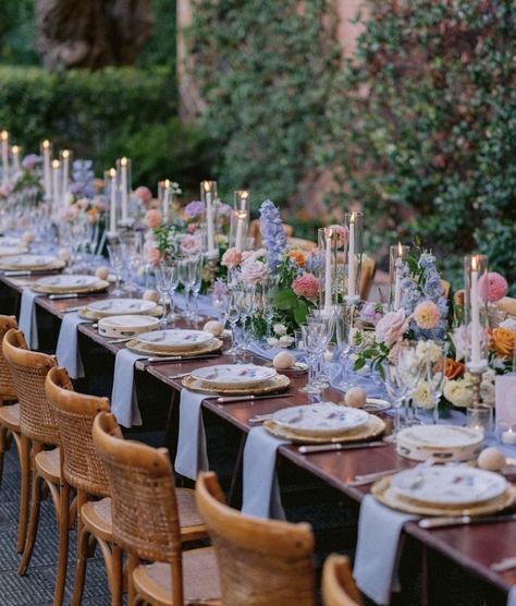 Tuscan Wedding Flowers, Tuscan Tablescape, Tuscan Wedding Theme, Rustic Italian Wedding, Outdoor Tent Wedding, Cornish Wedding, Wedding Tableware, Garden Theme Wedding, Tuscan Wedding