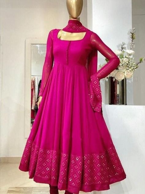 Anarkali Dress In Saree, Anarkali Dress Design From Saree, Anarkali Chudi Designs, Full Chudi Designs, Dresses Models For Stitching, Stitched Anarkali Dresses, Chudi Models For Stitching, Anarkali Dress Models For Stitching, Full Anarkali Dresses