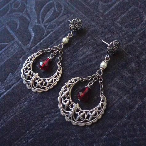 HerebyCrowned - Etsy Gothic Chandelier, Fast 5, Vintage Silver Jewelry, Edgy Jewelry, Arm Jewelry, Red And Silver, Red Jewelry, Funky Jewelry, Earrings Red