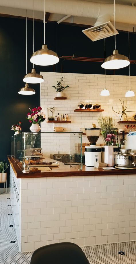 Cafe Counters Ideas, Coffee Shop Lighting Design, Cafe Seating Ideas Coffee Shops, Country Cafe Design, Food Coffee Shop, Modern Cafe Aesthetic, Boho Chic Coffee Shop, Small Town Coffee Shop Interior, Modern Farmhouse Coffee Shop