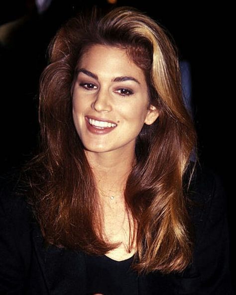 Cindy Crawford 90s Model Hair, 1990s Hair, Supermodel Hair, Hair 90s, 90s Haircuts, 90’s Hairstyles, Fashion 90s, Helena Christensen, Hair Icon