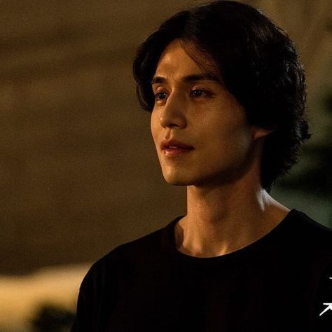 Strangers From Hell, Im Siwan, Crying Face, Lee Jae-wook, Dong Wook, Lee Dong Wook, Gong Yoo, Kdrama Actors, Drama Movies