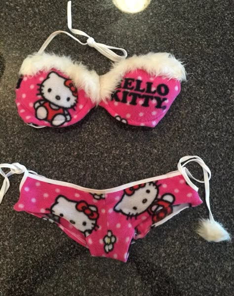 Cute Bra And Under Set Hello Kitty, Y2k Pjs Hello Kitty, Fluffy Pink Bra, Cute Bathing Suits Hello Kitty, Hello Kitty Swimming Suit, Trashy Y2k Pjs, Hello Kitty Langere, Hello Kitty Matching Pjs, Hello Kitty Bras