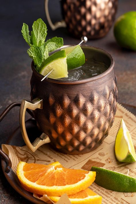 London mule in copper mug with lime and fresh mint leaves. Yummy Summer Cocktails, Mule Recipe, Homemade Syrup, Summer Cocktail Recipes, Summer Cocktail, Ginger Beer, Summer Cocktails, Classic Cocktails, Fresh Lime Juice