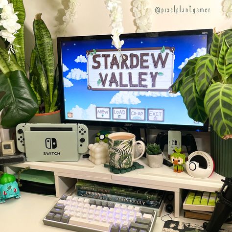 What’s new? I’m still as obsessed with this game as ever! 🫶🏼☺️ Tags 🏷️ #nintendo #nintendoswitch #nintendolife #nintendogames #nintendogamer #nintendoswitchgames #pcsetup #pcgaming #desksetup #deskspace #deskdecor #gaming #gamingsetup #gamergirl #cozygamer #cozygaming #kawaiiaesthetic #kawaiigirl #cozydesksetup #cozydecor #cozyroom #deskgoals #setuptour #cottagecore #gamingcommunity #cosygames #cozygames #gamergirl #switchassessories #girlgamer Nintendo Switch Gaming Setup Aesthetic, Nintendo Switch Desk Setup Ideas, Gaming Setup Nintendo Switch, Nintendo Switch Setup Bedroom, Nintendo Switch Desk Setup, Nintendo Switch Gaming Setup, Nintendo Switch Setup, Switch Setup, Nintendo Switch Aesthetic