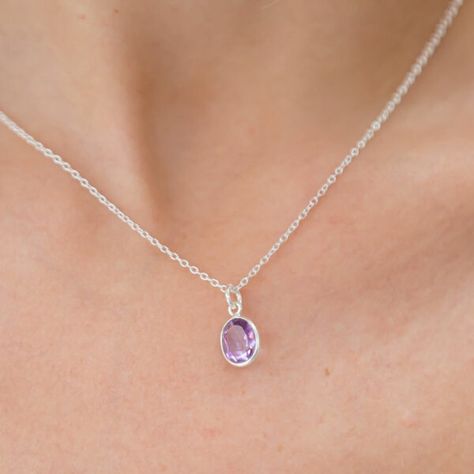 Amethyst and silver pendant necklace Purple And Silver Necklace, Silver And Purple Necklace, Amethyst Necklace Aesthetic, Purple Prom Jewelry, Purple Necklaces, Amethyst Jewelry Necklace, Adriana Locke, Purple Pendant Necklace, Lavender Necklace