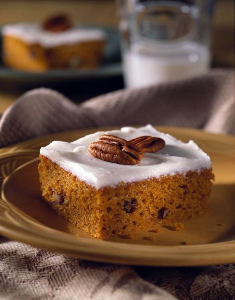 Pumpkin Bars | Machine Shed Restaurant www.machineshed.com Pumpkin Bars, Pumpkin Cream, Cat Recipes, Piece Of Cake, Pumpkin Dessert, Pumpkin Cake, Homes And Gardens, Pumpkin Bread, Pumpkin Recipes