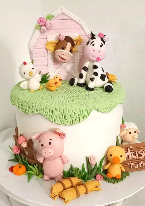 Farm Cake For Girl, Farm Animal Cakes For Kids, Farm Animal Baby Shower Cake, Farm Baby Shower Cake, Farm Animals Birthday Cake, Farm Animal Cake, Farm Cakes, Animal Baby Shower Cake, Farm Birthday Cakes