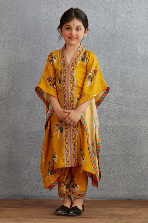 Buy Torani - Kids Yellow Sunehra Aqsa Kameez Kaftan Set For Girls Online | Aza Fashions Kaftan Dress For Kids Girl, Kids Kaftan Dress, Girls Kaftan, Kaftan Set, Kids Kaftan, Kaftan Design, Kaftan Kurta, Kids Kurta, Topaz Yellow