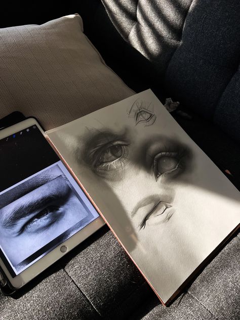 Drawing Eyes Aesthetic, Sketch Artist Aesthetic, Desenho Aesthetic, Sketching Aesthetic, Sketch Aesthetic, Sketches Aesthetic, Sketch Book Aesthetic, Sketchbook Aesthetic, A Level Art Sketchbook