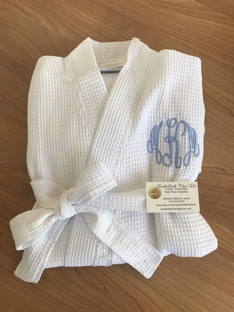 Personalized Bathrobe, Spa Robes, Monogram Robes, 3 Letter Monogram, Mothers Gifts, Girls Weekend Gifts, Custom Robes, Groom Shirts, Personalized Robe