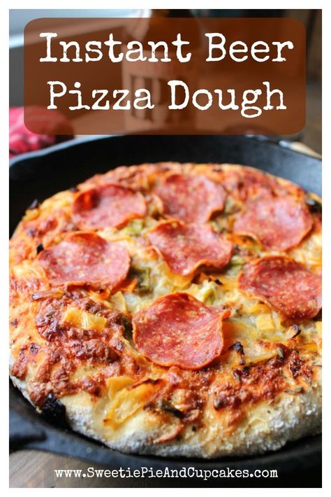 Beer Pizza Dough Recipe, Dinner For A Family, Beer Pizza Dough, Thick Crust Pizza, Easiest Recipes, Pizza Roll, Small Pizza, Craving Pizza, Pizza Recipes Homemade