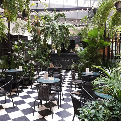 Black And White Conservatory, Black And White Floor Restaurant, Black And White Tile Patio, Black And White Beach House, Black And White Vinyl Flooring, Roof Top Cafe, Restaurant Tiles, Outdoor Restaurant Patio, Exterior Bar