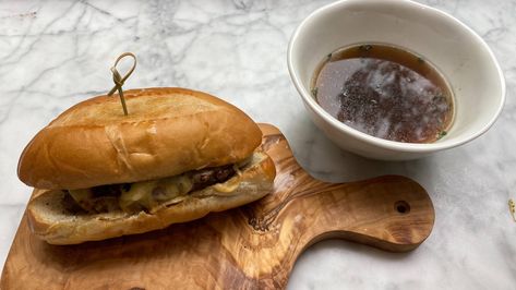 French Dip Burger, Onion Burgers, Kardea Brown, Nancy Fuller, Bobby Flay Recipes, Dip Sandwiches, Brown Food, Pumpkin Dip, Onion Burger