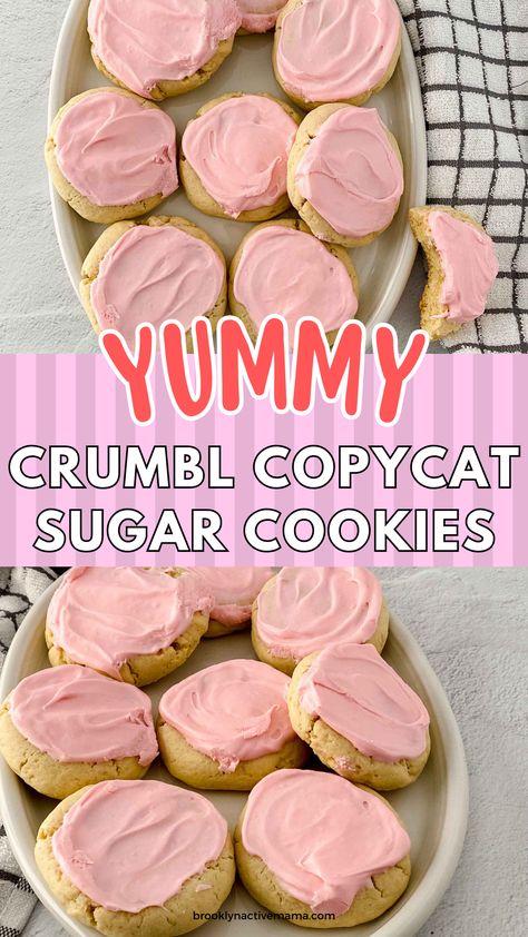 Get ready for a burst of delight in your mouth with our Pink Crumbl Sugar Cookie Recipe. These little heavenly treats are soft, chewy and slightly crispy at the edges, delivering a tantalizing contrast of textures. They are infused with a hint of vanilla and generously coated in luscious pink frosting. Perfectly sweet, these cookies are designed to melt in your mouth, leaving a pleasant aftertaste that lingers on your taste buds. Copycat Sugar Cookies, Crumbl Sugar Cookies, Pink Sugar Cookies, Gingersnap Cookies Chewy, Crumble Cookie Recipe, Gooey Chocolate Chip Cookies, Butter Pecan Cookies, Yummy Sugar Cookies, Crumbl Cookies