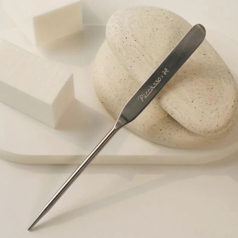 Feature:
-Picasso spatula makeup Korean style has two different ends, one is taken and the other is mixed, which is convenient, practical and simple.
-With smooth texture, it is very durable and easy to clean, suitable for cosmetics of all colors, and a good tool to create their own beauty and fashion.
-Can be used for color matching of makeup, DIY manicure, etc. Can be used to mix foundation, lipstick or eye shadow.
Specifications:
Material: Stainless Steel
Color: Silver
Quantity: 2 pieces Picasso Makeup, Spatula Makeup, Korean Foundation, Makeup Korean Style, Makeup Spatula, Makeup Korean, Korean Cosmetic, Flawless Foundation, Special Effects Makeup