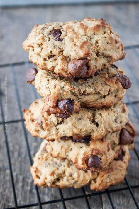 Spent Grain Cookies with Kahlua & Chocolate Chips Chocolate Chip Breakfast Cookies, Recipes With Beer, Chocolate Chip Breakfast, Spent Grain, Cookies With Chocolate Chips, Hungry Happens, Pumpkin Oats, Breakfast Cookie Recipe, Cookies With Chocolate